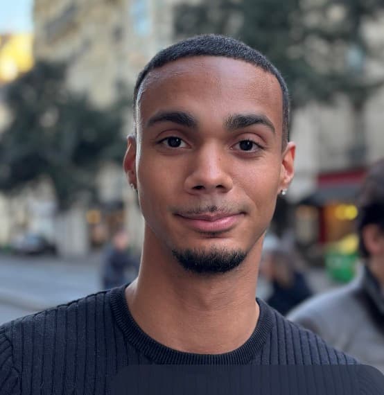 Photo de Mike Pluquin, Développeur - Capsens